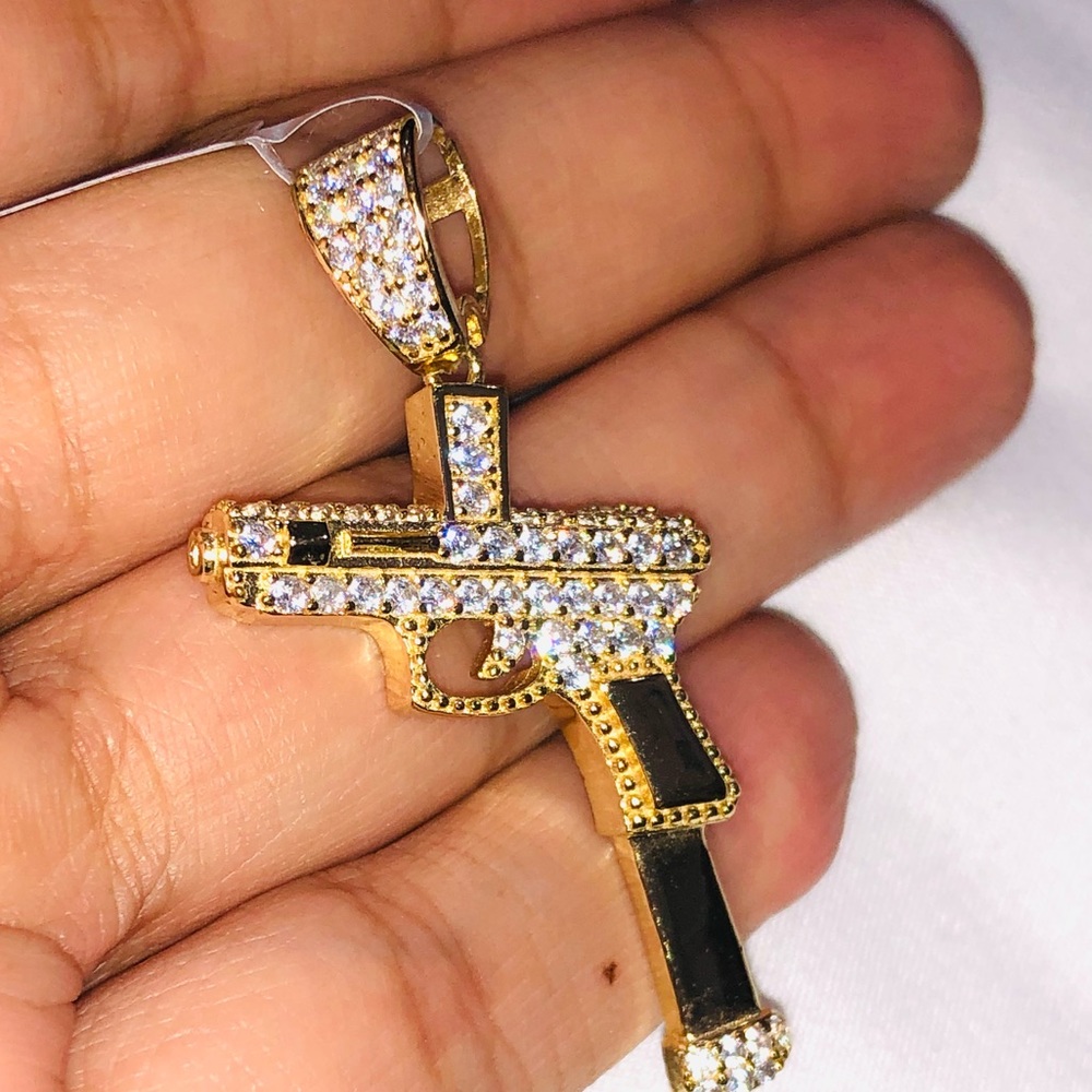 Iced out gun pendant for men, best gift for gun collectors, men hiphop jewelry